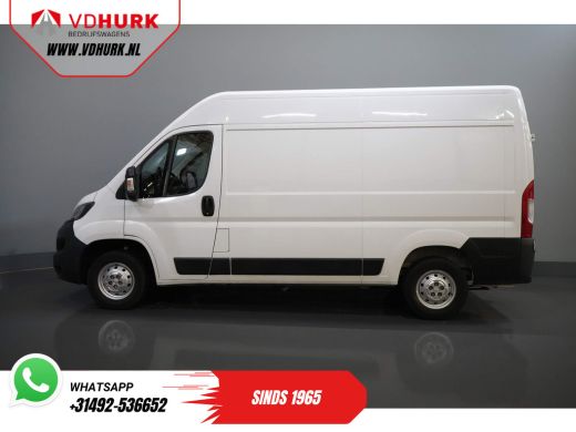Peugeot Boxer 2.2 HDi 140 pk L2H2 270Gr. Deuren/ 2.5t Trekverm./ Camera/ PDC/ Cruise/ Trekhaak/ Airco ActivLease financial lease