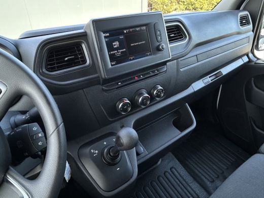 Renault Master T35 2.3 DCI 180 PK AUTOMAAT / BPM VRIJ / L2H2 / 17.527 KM !! / 1e. EIG / SORTIMO INRICHTING / AIR... ActivLease financial lease