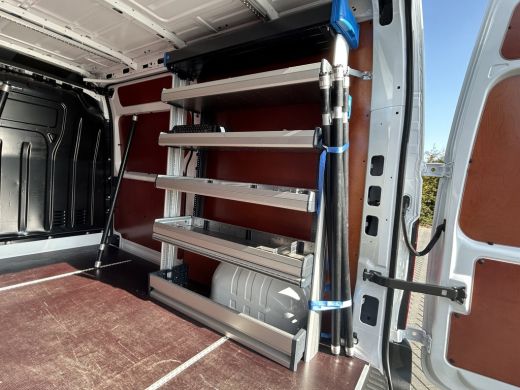Renault Master T35 2.3 DCI 180 PK AUTOMAAT / BPM VRIJ / L2H2 / 17.527 KM !! / 1e. EIG / SORTIMO INRICHTING / AIR... ActivLease financial lease