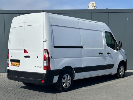 Renault Master T35 2.3 DCI 180 PK AUTOMAAT / BPM VRIJ / L2H2 / 17.527 KM !! / 1e. EIG / SORTIMO INRICHTING / AIR... ActivLease financial lease