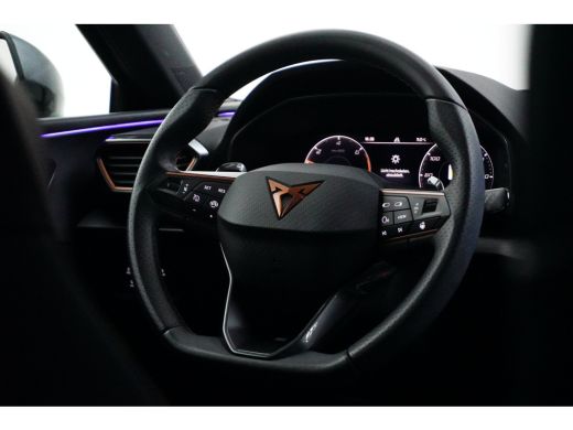 Seat Leon 1.4 e-Hybrid VZ Business | Stuurverwarming | PDC achter | Winter en zomerbanden | Apple Carplay |... ActivLease financial lease