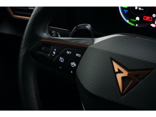 Seat Leon 1.4 e-Hybrid VZ Business | Stuurverwarming | PDC achter | Winter en zomerbanden | Apple Carplay |... ActivLease financial lease