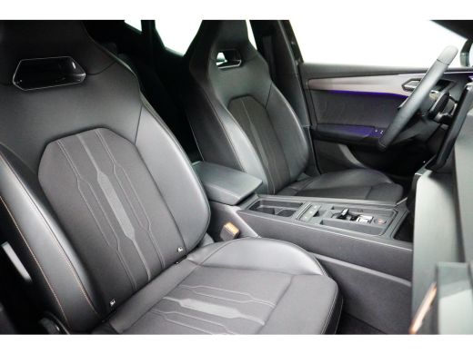 Seat Leon 1.4 e-Hybrid VZ Business | Stuurverwarming | PDC achter | Winter en zomerbanden | Apple Carplay |... ActivLease financial lease
