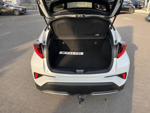 Toyota C-HR 2.0 Hybrid GR-Sport Special | Apple CarPlay/Android auto | Achteruitrijcamera | Stoel en stuurver... ActivLease financial lease
