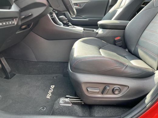 Toyota RAV4 2.5 Plug-in Hybrid AWD Bi-Tone Plus | All-in prijs | Navigatie | Camera | Airco | Panoramadak ActivLease financial lease