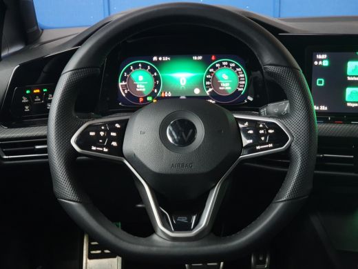 Volkswagen Golf 1.5 eTSI R-Line Business+ ActivLease financial lease