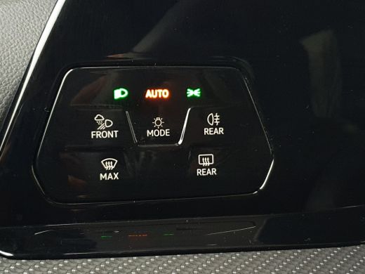 Volkswagen Golf 1.5 eTSI R-Line Business+ ActivLease financial lease