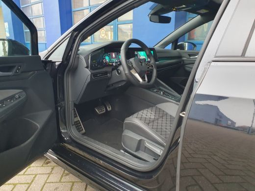 Volkswagen Golf 1.5 eTSI R-Line Business+ ActivLease financial lease