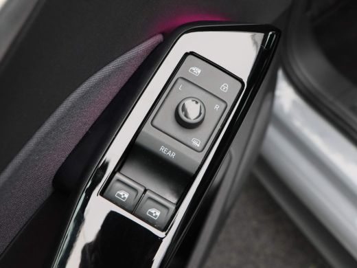 Volkswagen ID.3 First 58 kWh 204 Pk Automaat | Adaptive Cruise | Navigatie | Climate Control | 66.712 Km!! ActivLease financial lease