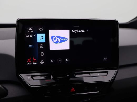 Volkswagen ID.3 First 58 kWh 204 Pk Automaat | Adaptive Cruise | Navigatie | Climate Control | 66.712 Km!! ActivLease financial lease