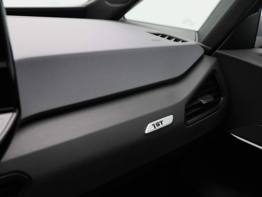 Volkswagen ID.3 First 58 kWh 204 Pk Automaat | Adaptive Cruise | Navigatie | Climate Control | 66.712 Km!! ActivLease financial lease