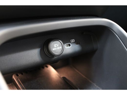 Volvo  EX40 Volvo 442PK Twin Motor Ultra Black Edition | 360° | Stoel&Stuur verw. | Panoramadak | Pixel Led |... ActivLease financial lease