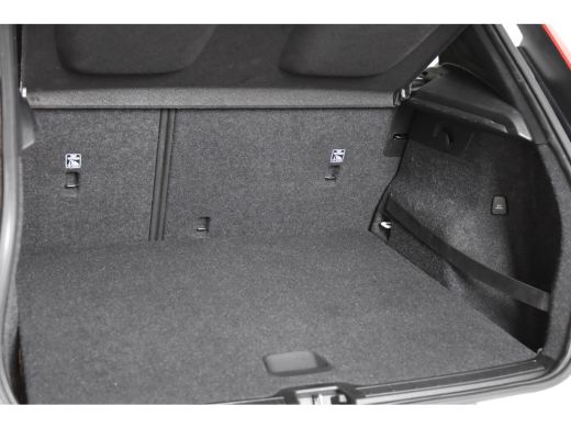 Volvo  XC40 1.5 T2 Momentum *1ste Eigenaar*Keyless*PDC* ActivLease financial lease