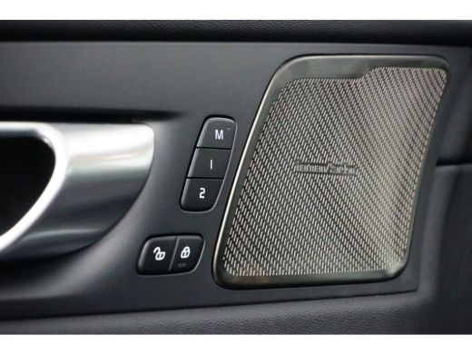 Volvo  XC60 T6 AWD Ultimate Bright | Luchtvering | Harman/Kardon | 360° Camera | Adaptive cruise | Head-up Di... ActivLease financial lease