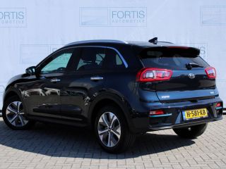 Kia e-Niro ExecutiveLine 64 kWh NL AUTO | CAMERA | LEDER | SOH 100%