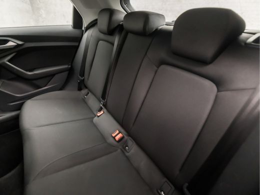 Audi A1 Sportback 25 TFSI Sport (APPLE CARPLAY, GROOT NAVI, VIRTUAL COCKPIT, LM VELGEN, SPORTSTOELEN, CRU... ActivLease financial lease