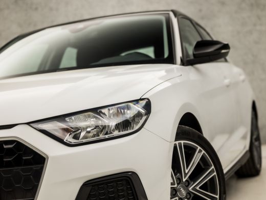 Audi A1 Sportback 25 TFSI Sport (APPLE CARPLAY, GROOT NAVI, VIRTUAL COCKPIT, LM VELGEN, SPORTSTOELEN, CRU... ActivLease financial lease