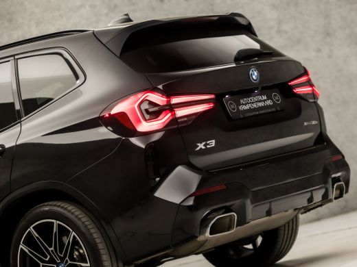 BMW X3 xDrive30e High Executive 293Pk Automaat (PANORAMADAK, M PAKKET, APPLE CARPLAY, GROOT NAVI, CAMERA... ActivLease financial lease