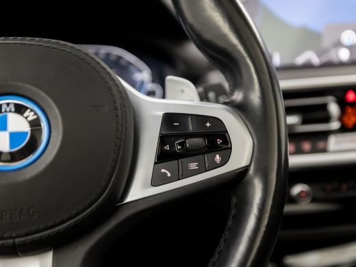 BMW X3 xDrive30e High Executive 293Pk Automaat (PANORAMADAK, M PAKKET, APPLE CARPLAY, GROOT NAVI, CAMERA... ActivLease financial lease