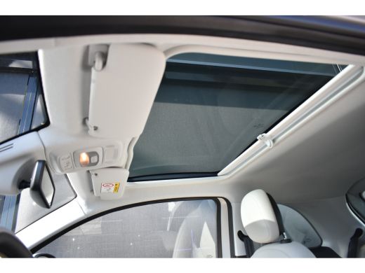 Fiat 500 Fiat La Prima 24 kWh DEMO-DEAL! | Leder | Panoramadak | Stoelverwarming | Dodehoek-Detectie | Ada... ActivLease financial lease