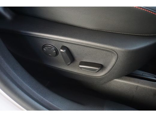 Ford Kuga Ford 2.5 PHEV 225pk ST-Line X | Winter Pakket | AGR-Stoelen | Panoramadak | Trekhaak Wegklapbaar ... ActivLease financial lease