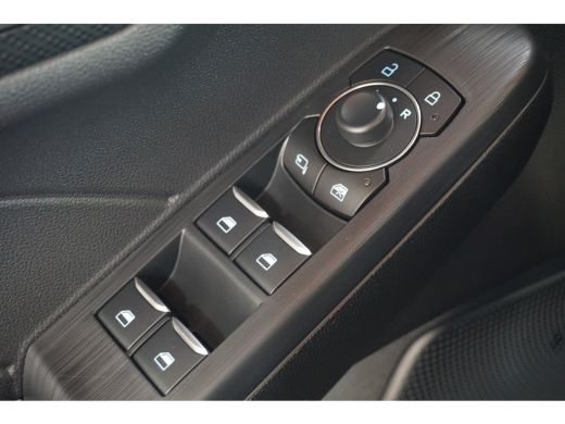 Ford Kuga Ford 2.5 PHEV 225pk ST-Line X | Winter Pakket | AGR-Stoelen | Panoramadak | Trekhaak Wegklapbaar ... ActivLease financial lease