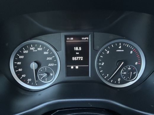 Mercedes Vito 114 CDI 136 PK / L2H1 / 2x SCHUIFDEUR / 1e. EIG / AIRCO / BOTT VARIO INRICHTING / TREKHAAK / CAMERA ActivLease financial lease