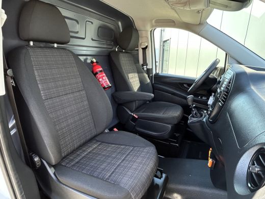 Mercedes Vito 114 CDI 136 PK / L2H1 / 2x SCHUIFDEUR / 1e. EIG / AIRCO / BOTT VARIO INRICHTING / TREKHAAK / CAMERA ActivLease financial lease