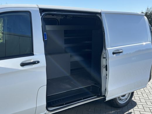 Mercedes Vito 114 CDI 136 PK / L2H1 / 2x SCHUIFDEUR / 1e. EIG / AIRCO / BOTT VARIO INRICHTING / TREKHAAK / CAMERA ActivLease financial lease