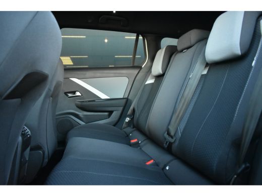 Opel Astra Sports Tourer Opel 1.2 Turbo Hybrid Business Edition 136pk Automaat DEMO-DEAL! | Stuur/Stoelverwa... ActivLease financial lease