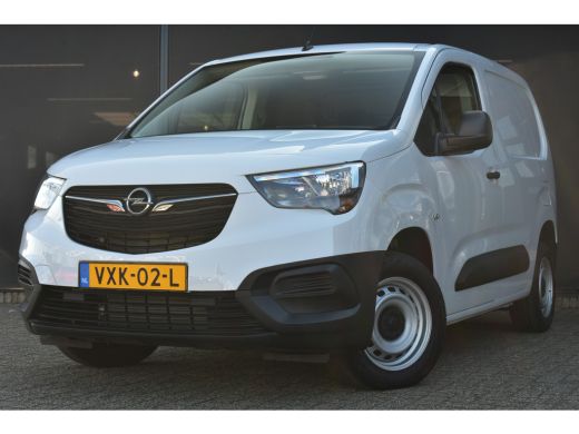 Opel Combo 1.5D L1H1 Standaard Navigatie by App | Parkeersensoren | Airco | Cruise Control | Nieuw! |