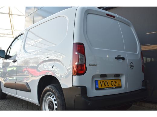 Opel Combo 1.5D L1H1 Standaard Navigatie by App | Parkeersensoren | Airco | Cruise Control | Nieuw! | ActivLease financial lease
