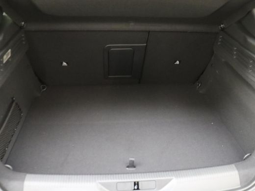 Peugeot 308 Peugeot Allure | 17" lichtmetalen velgen 'HALONG' | Achteruitrijcamera 180° (Visiopark 1) | Auton... ActivLease financial lease
