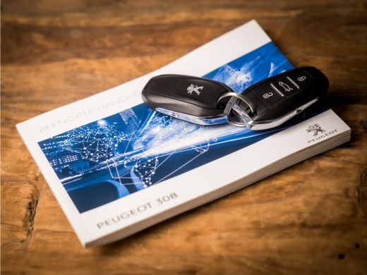 Peugeot 308 SW 1.2 PureTech GT-line Automaat (PANORAMADAK, APPLE CARPLAY, GROOT NAVI, 360 CAMERA, ADAPTIVE CR... ActivLease financial lease
