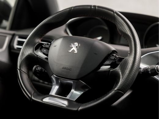 Peugeot 308 SW 1.2 PureTech GT-line Automaat (PANORAMADAK, APPLE CARPLAY, GROOT NAVI, 360 CAMERA, ADAPTIVE CR... ActivLease financial lease
