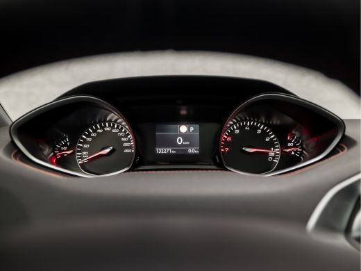 Peugeot 308 SW 1.2 PureTech GT-line Automaat (PANORAMADAK, APPLE CARPLAY, GROOT NAVI, 360 CAMERA, ADAPTIVE CR... ActivLease financial lease