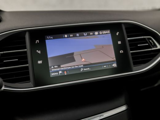 Peugeot 308 SW 1.2 PureTech GT-line Automaat (PANORAMADAK, APPLE CARPLAY, GROOT NAVI, 360 CAMERA, ADAPTIVE CR... ActivLease financial lease