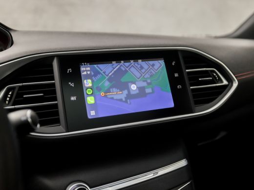 Peugeot 308 SW 1.2 PureTech GT-line Automaat (PANORAMADAK, APPLE CARPLAY, GROOT NAVI, 360 CAMERA, ADAPTIVE CR... ActivLease financial lease