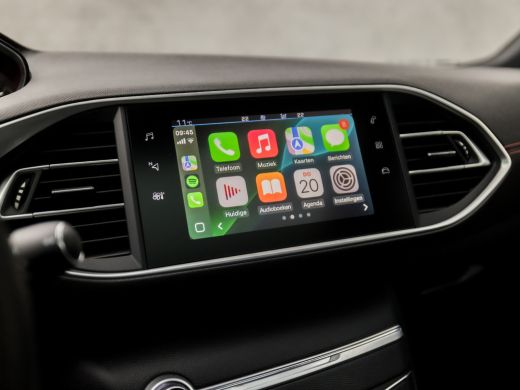Peugeot 308 SW 1.2 PureTech GT-line Automaat (PANORAMADAK, APPLE CARPLAY, GROOT NAVI, 360 CAMERA, ADAPTIVE CR... ActivLease financial lease
