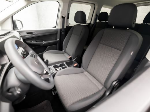 Volkswagen Caddy 2.0 TDI Sportline (5 PERSOONS, SCHERM, CRUISE, BLUETOOTH, SPORTSTOELEN, LM VELGEN, GETINT GLAS, N... ActivLease financial lease