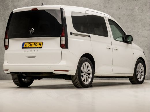 Volkswagen Caddy 2.0 TDI Sportline (5 PERSOONS, SCHERM, CRUISE, BLUETOOTH, SPORTSTOELEN, LM VELGEN, GETINT GLAS, N... ActivLease financial lease