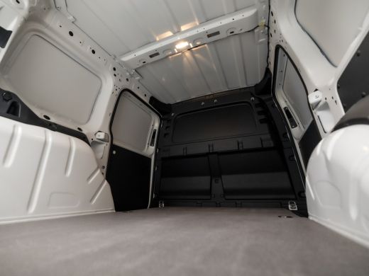 Volkswagen Caddy Cargo 1.5 TSI Exclusive (GRIJS KENTEKEN, BENZINE, DUBBELE SCHUIFDEUREN, SCHERM, PARKEERSENSOREN, BLUETO... ActivLease financial lease