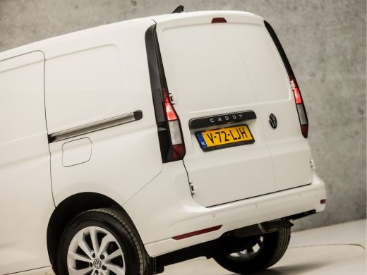 Volkswagen Caddy Cargo 1.5 TSI Exclusive (GRIJS KENTEKEN, BENZINE, DUBBELE SCHUIFDEUREN, SCHERM, PARKEERSENSOREN, BLUETO... ActivLease financial lease