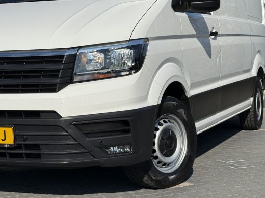 Volkswagen Crafter 2.0 TDI 140 PK Comfortline / L3H3 / AIRCO / CRUISE / SORTIMO INRICHTING / PDC / 3-ZITS / 3000 KG AHG ActivLease financial lease