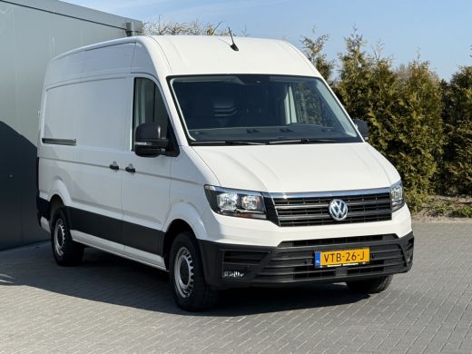 Volkswagen Crafter 2.0 TDI 140 PK Comfortline / L3H3 / AIRCO / CRUISE / SORTIMO INRICHTING / PDC / 3-ZITS / 3000 KG AHG ActivLease financial lease