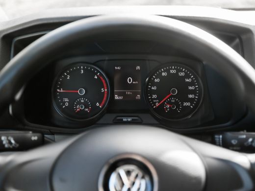 Volkswagen Crafter 35 2.0 TDI L4H3 (DUBBELE SCHUIFDEUREN, APPLE CARPLAY, CAMERA, AIRCO, ELEK RAMEN, 3 ZITPLAATSEN, B... ActivLease financial lease
