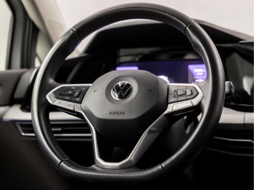 Volkswagen Golf 1.5 eTSI Sport 150Pk Automaat (4 CILINDER, APPLE CARPLAY, GROOT NAVI, XENON, STUUR/STOELVERWARMIN... ActivLease financial lease