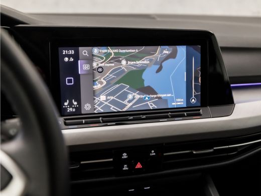Volkswagen Golf 1.5 eTSI Sport 150Pk Automaat (4 CILINDER, APPLE CARPLAY, GROOT NAVI, XENON, STUUR/STOELVERWARMIN... ActivLease financial lease