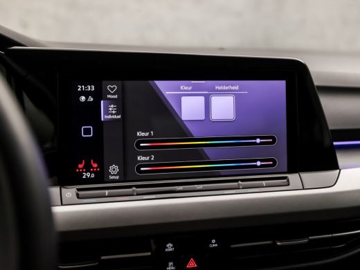 Volkswagen Golf 1.5 eTSI Sport 150Pk Automaat (4 CILINDER, APPLE CARPLAY, GROOT NAVI, XENON, STUUR/STOELVERWARMIN... ActivLease financial lease