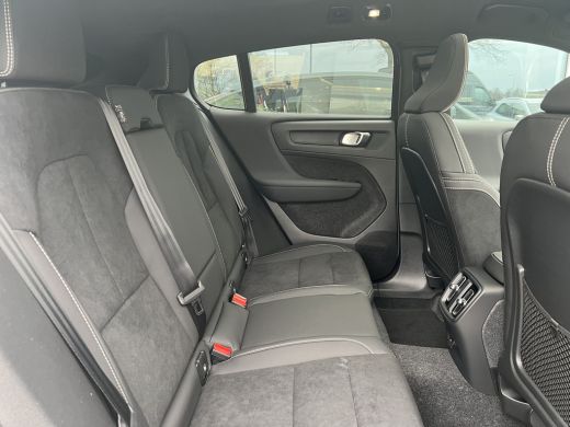 Volvo  C40 Volvo Single Motor Extended Range Ultimate 82 kWh | Afwijkende dakkleur | Audio installatie premi... ActivLease financial lease